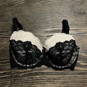 Victorias Secret Bra 34DD